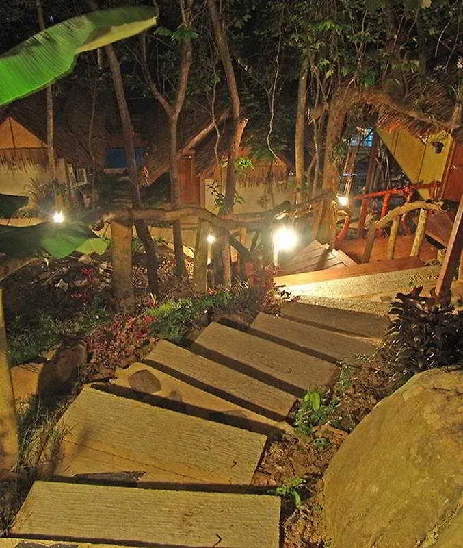Hotel PP Ingphu Viewpoint Phi Phi Don 3*,  Thajsko